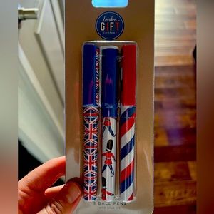 From London with ❤️ pens